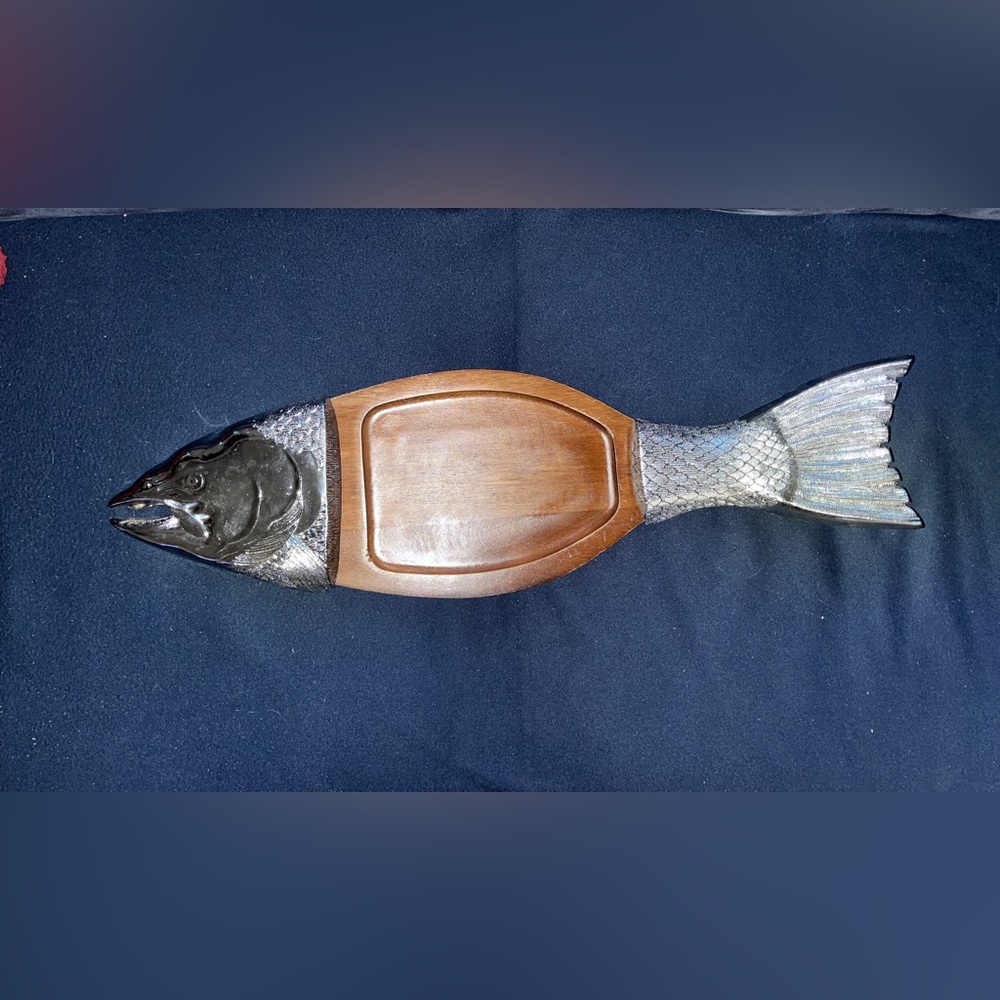 Elegant Silver and Brown Fish Serving Tray
